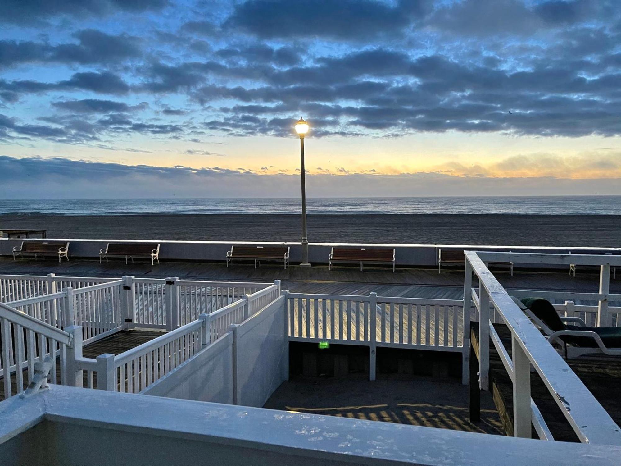 Ferienwohnung Sea Foam Ocean Front 1005 Ocean Stadt Exterior foto